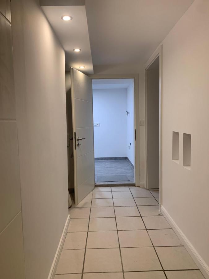 Nice Calm Souterrain Appertment In Ratingen Buitenkant foto